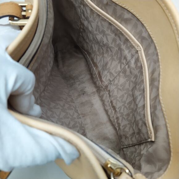 Michael Kors Jet Set Beige Leather Double Handles Tote Shoulder Bag - Picture 15 of 16